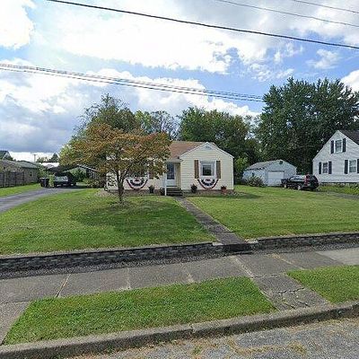 1086 Park St, Sharon, PA 16146