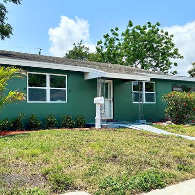 1237 W 25 Th St, Riviera Beach, FL 33404