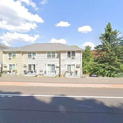 1239 East St #C2, New Britain, CT 06053