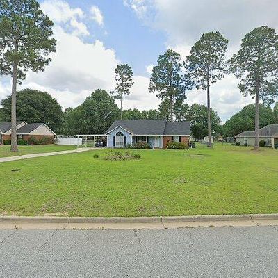 124 White Pine Ln, Leesburg, GA 31763