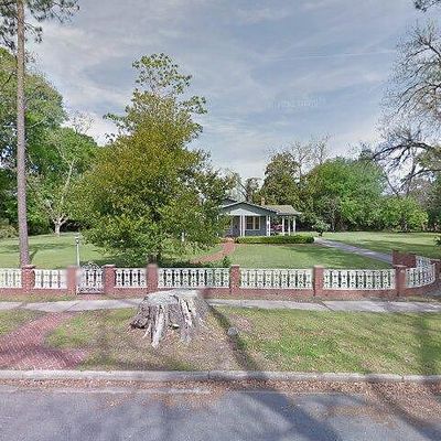 125 Riverside Dr, Vidalia, LA 71373