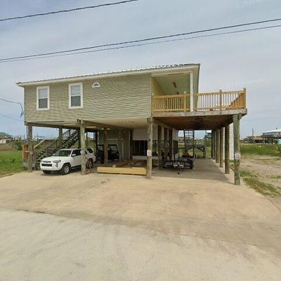 126 Dee Lane, Grand Isle, LA 70358