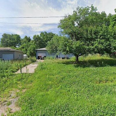 128 E Splitlog St, Goodman, MO 64843