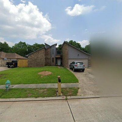 130 Daffodil St, Lake Jackson, TX 77566