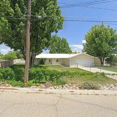 1300 Mitchell Ln, Bloomfield, NM 87413