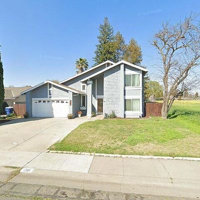 1301 Chuckwagon Dr, Sacramento, CA 95834