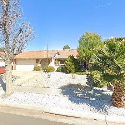 1310 Cherry Dr, Hemet, CA 92545