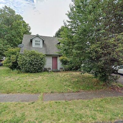 13148 Se Duke St, Portland, OR 97236