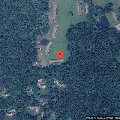 132 Old Farms Ln, New Milford, CT 06776