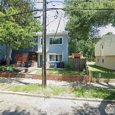 1323 49 Th St Ne, Washington, DC 20019