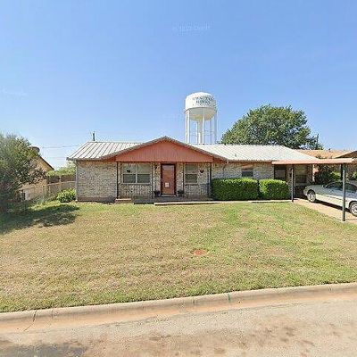 1323 Edgehill Trl, Iowa Park, TX 76367