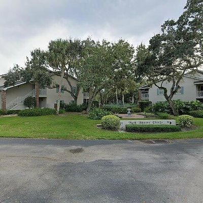 133 E Park Shores Cir #6 E, Vero Beach, FL 32963