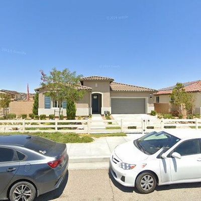 11742 Olivine Rd, Victorville, CA 92392