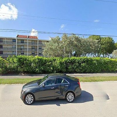 118 Lake Emerald Dr #105, Oakland Park, FL 33309