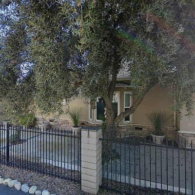 1185 E Pioneer Ave, Redlands, CA 92374