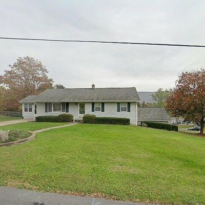 119 Clinton St, Avis, PA 17721