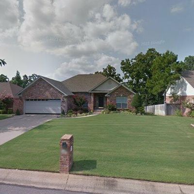 120 Miramar Dr, Maumelle, AR 72113