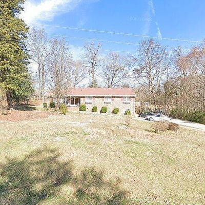 1201 Timberlane Dr, High Point, NC 27265