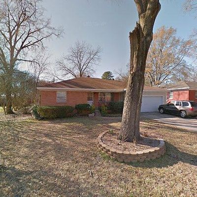 1203 Miami Dr, Longview, TX 75601