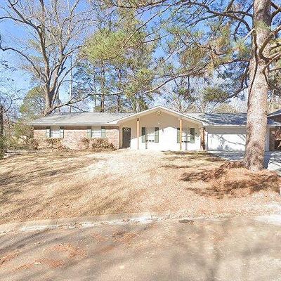 1203 Rockingham Dr, Clinton, MS 39056