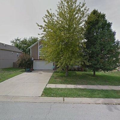 1206 16 Th Ave S, Greenwood, MO 64034