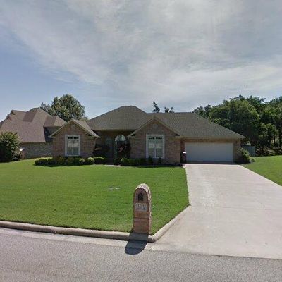 1209 Layman Dr, Jonesboro, AR 72404