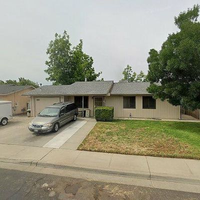 12109 Washburn Ave, Waterford, CA 95386