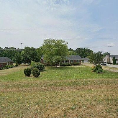 1212 Red Oak Rd, Nashville, NC 27856