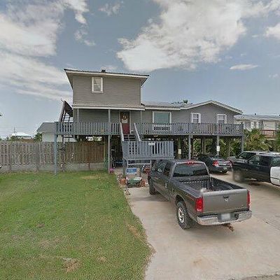 122 Norah Ln, Grand Isle, LA 70358