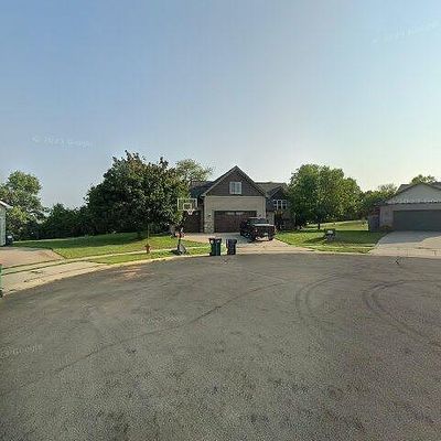 1220 Hill City Ct, Pine Island, MN 55963