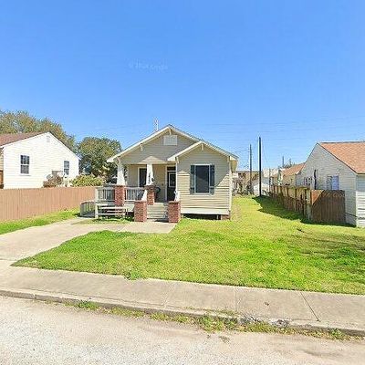 1420 Belo Pl, Galveston, TX 77551