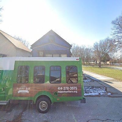 1425 Missouri Ave, South Milwaukee, WI 53172