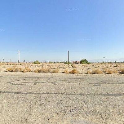 1426 Bering Blvd, Thermal, CA 92274