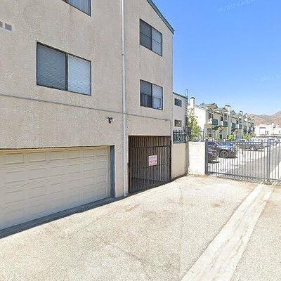 14325 Foothill Blvd #11, Sylmar, CA 91342