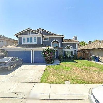 14465 Pine Valley Dr, Lathrop, CA 95330