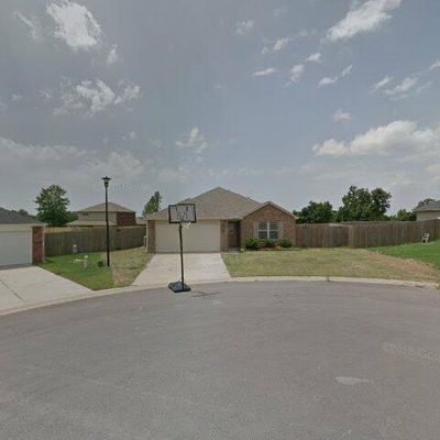 14624 Parkway Cir, Alexander, AR 72002