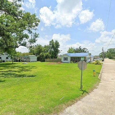 1503 Bayou Black Dr, Houma, LA 70360