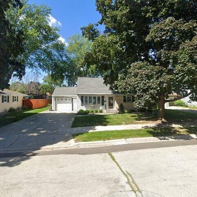 1506 Pilgrim St, Green Bay, WI 54304