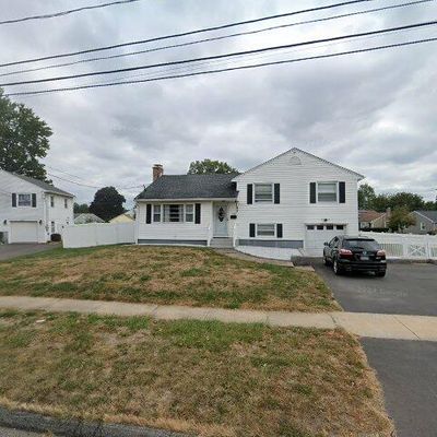 1517 New Britain Ave, West Hartford, CT 06110