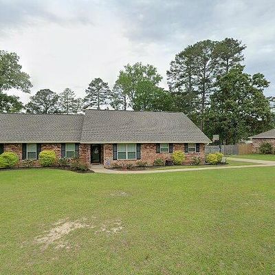 1522 E Medalist Rd, Pineville, LA 71360