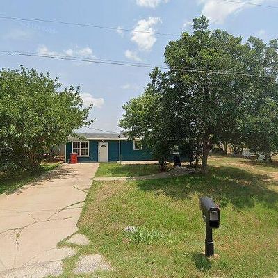 1532 Clover Ln, Wichita Falls, TX 76305