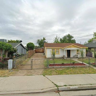 13399 E Cypress Ave, Parlier, CA 93648