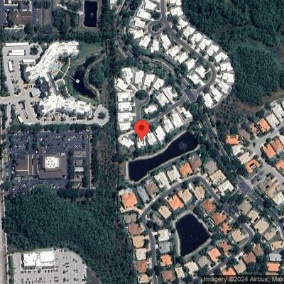 1351 Old Oak Ln, Naples, FL 34110