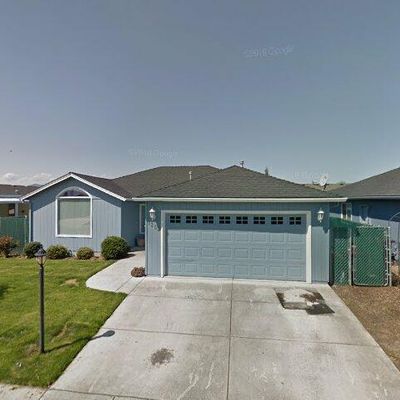 1352 Ivan Ln, Central Point, OR 97502