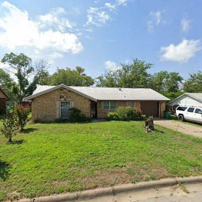 136 Comanche, Stephenville, TX 76401