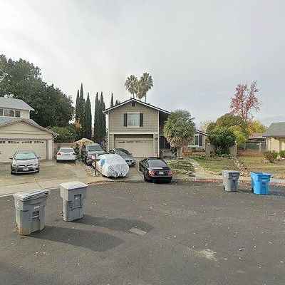 137 Valhalla Ct, Vacaville, CA 95687