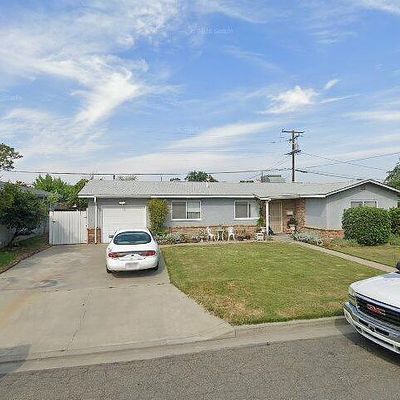 1396 N Alta Way, Hanford, CA 93230