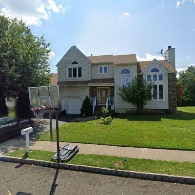 14 Fisher Dr, Hillsborough, NJ 08844