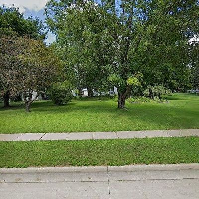 1412 Cormier Rd, Green Bay, WI 54313