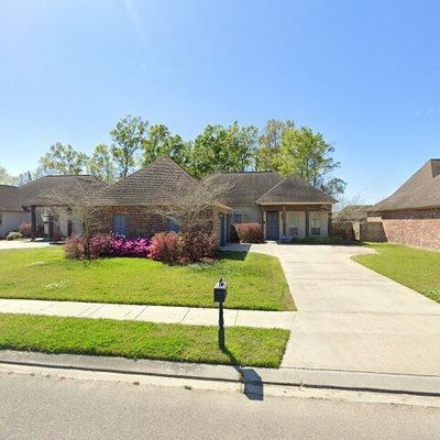 16411 Parker Place Dr, Prairieville, LA 70769